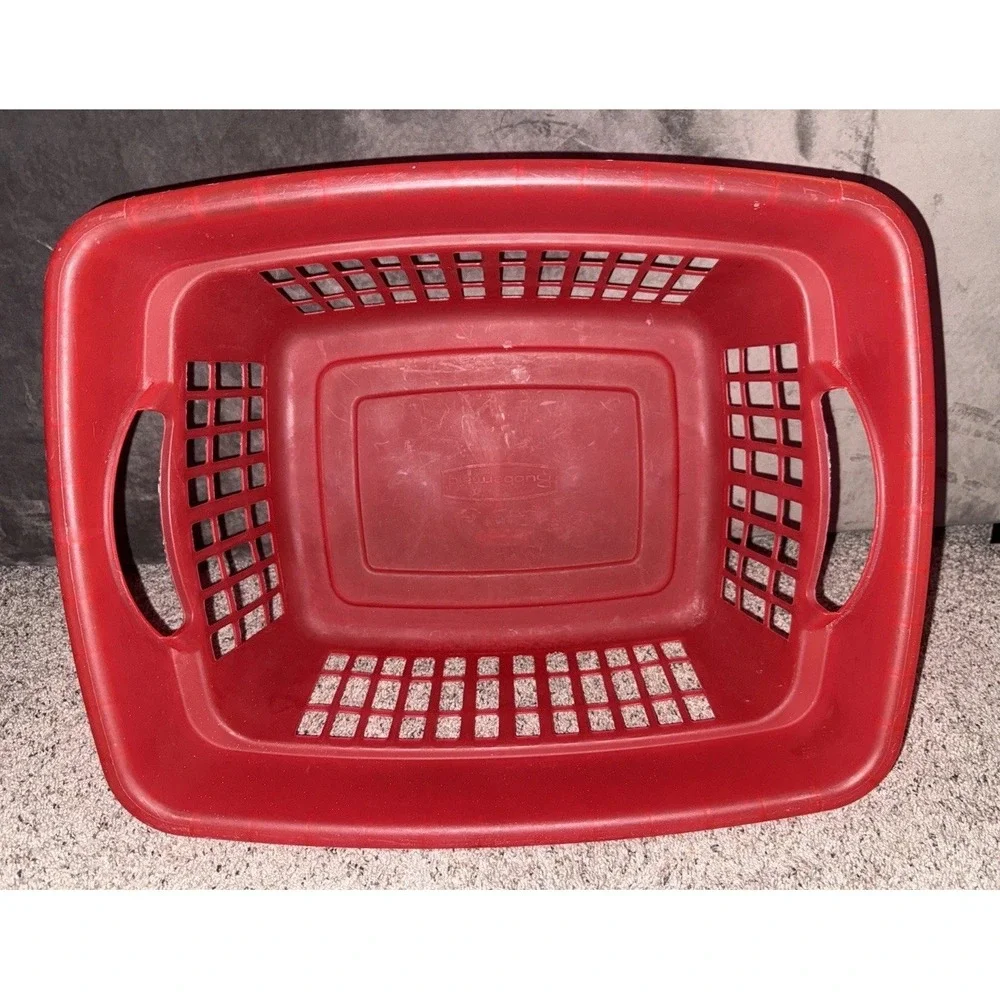 1 Vintage Rubbermaid Red ( Faded) Laundry Basket 2874 Heavy Duty Hamper USA‎